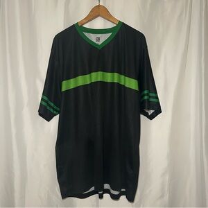 7 eleven gray/black v-neck short sleeve uniform work shirt